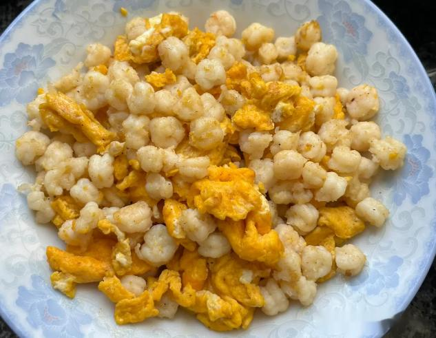 女子晒回婆家和娘家午餐对比，网友：太真实，没对比就没有伤害