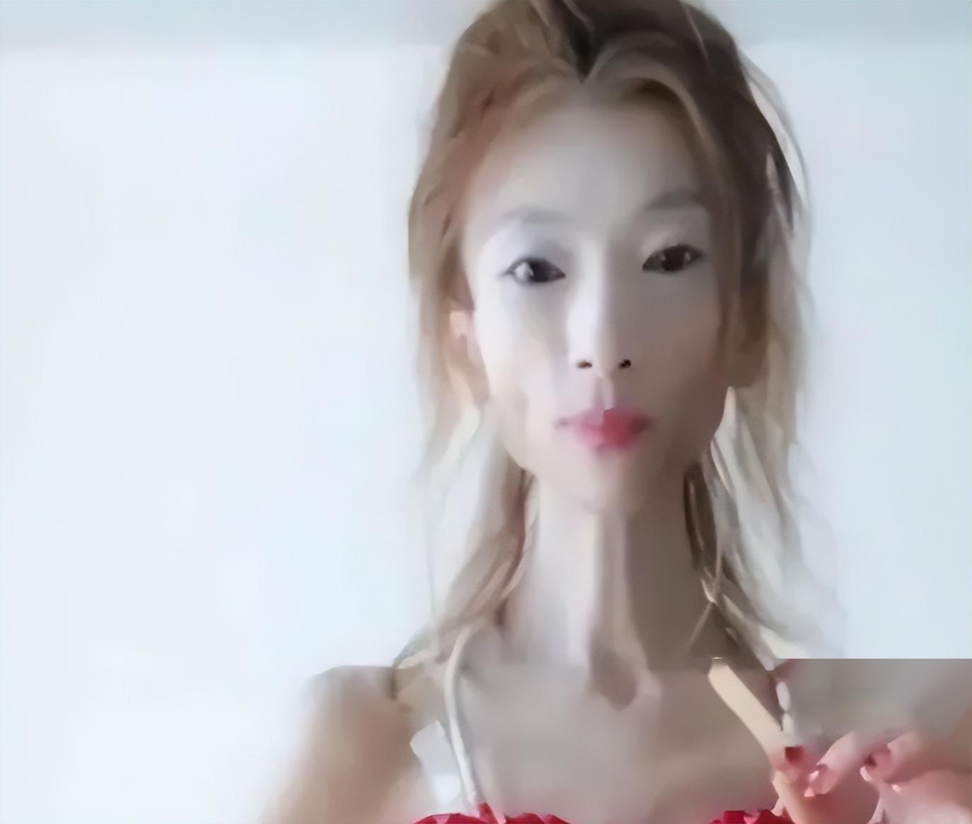 为爱变成“骷髅妹”，她从120斤瘦到58斤，变瘦后男友却不敢见她