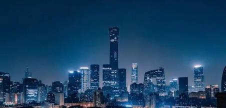 因《亮剑》爆火后离婚,娶3婚小13岁妻子,“原配”竟为他站台?