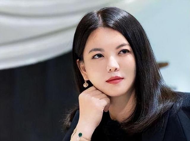 3年后李湘原形毕露,才明白王岳伦坚持离婚,是多么正确的选择