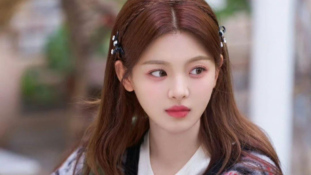 爱豆转型演员的10位95花，有人成了顶流，有人已销声匿迹