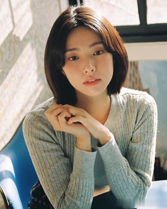 中分波波头发型，低层次更有质感，你喜欢吗