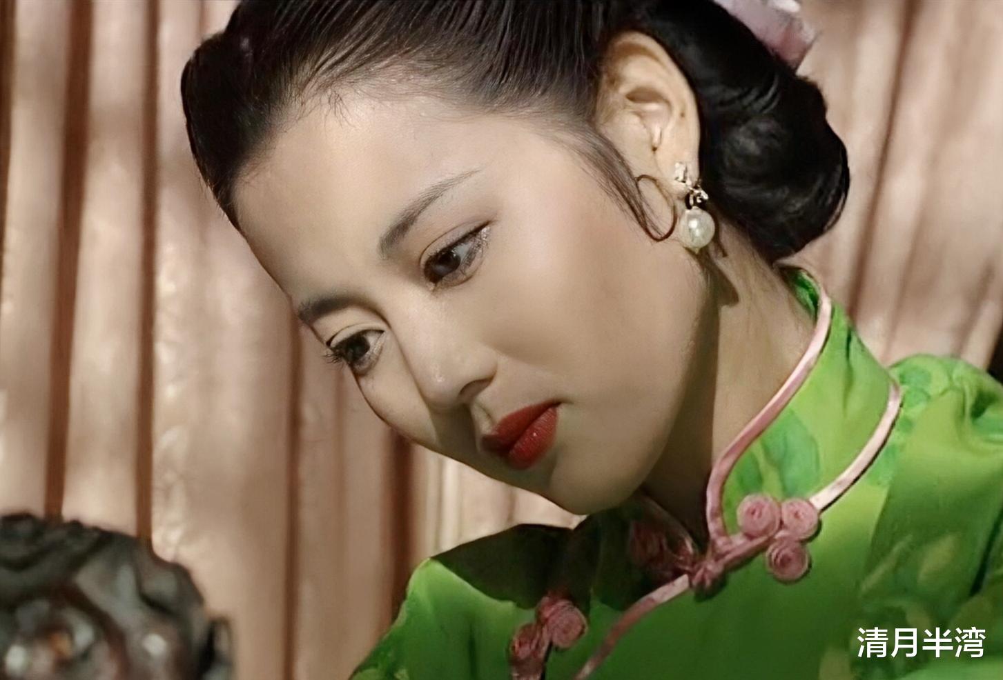 最是人间留不住,如今的“土肥圆”老阿姨,年轻时也曾艳压一大片