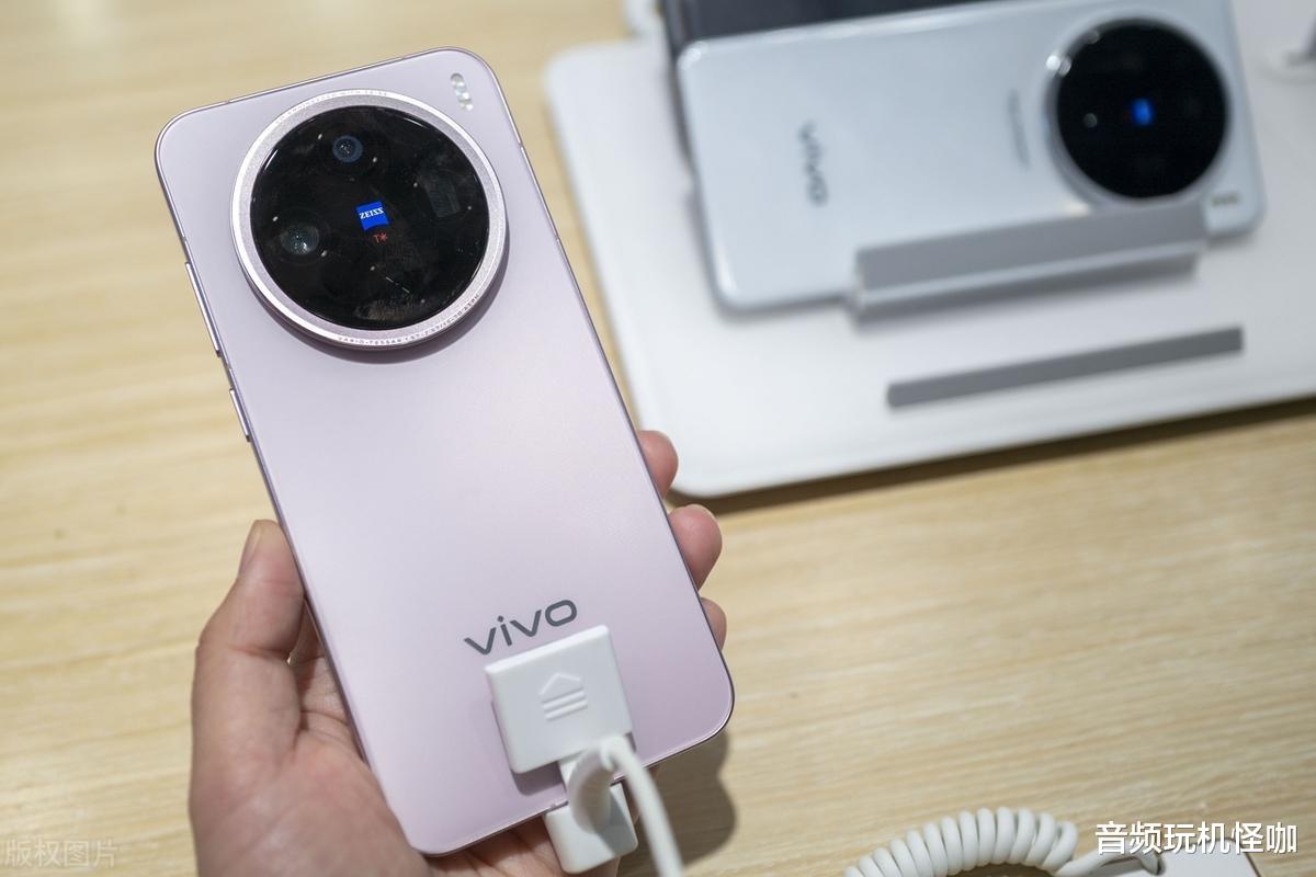 手机的“诸葛亮”,来自vivo X200的深思