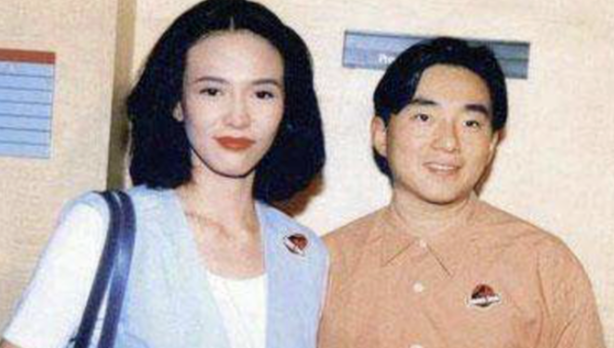 和郑裕玲分手16年后,60岁吕方近况曝光,断崖式衰老胖到没脖子?