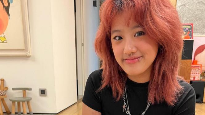 梧桐妹晒新舌钉，耳钉是骷髅头太吓人，个性叛逆还充满狂野