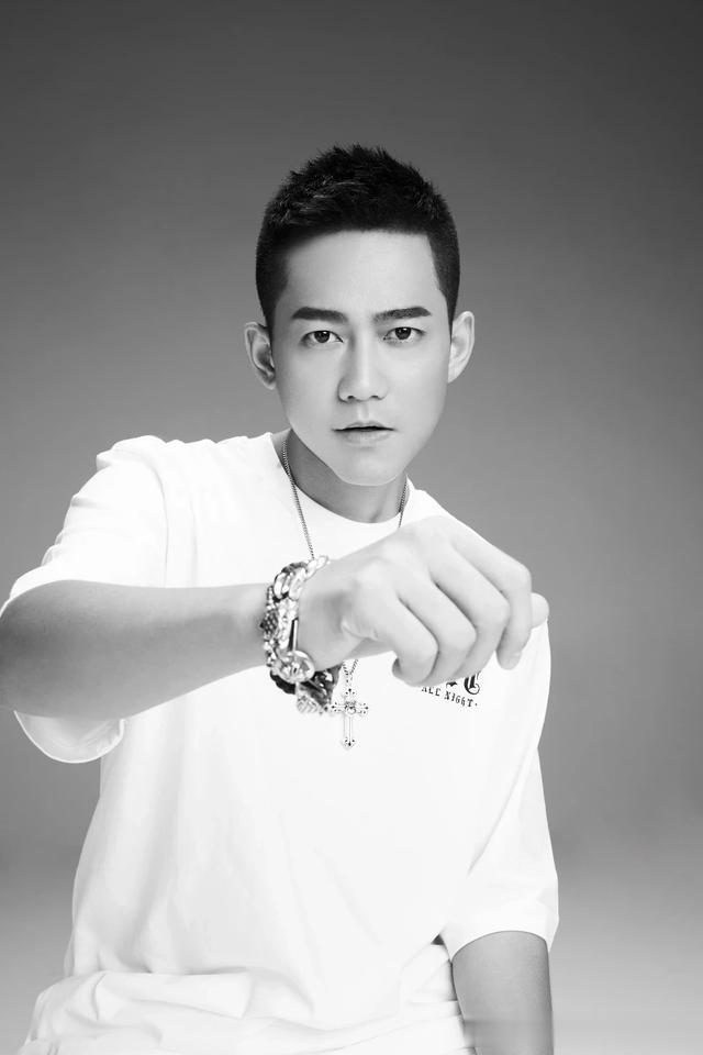 金靖|0713属于几位快乐男声组团成功了，来看看他们的风采！