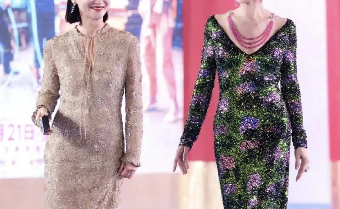 61岁“许仙”近照曝光,嫁入豪门36年,她怎么变成这样了?