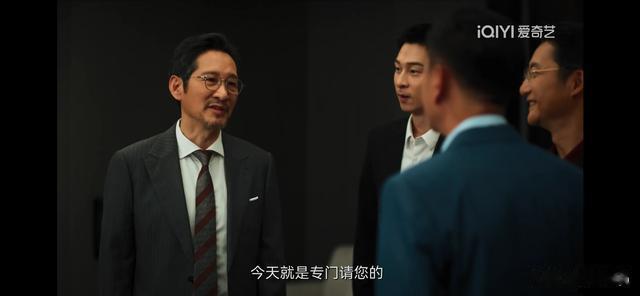 《城中之城》吴小飞牺牲罗秘书拿下田晓慧,这招杀鸡儆猴太绝了