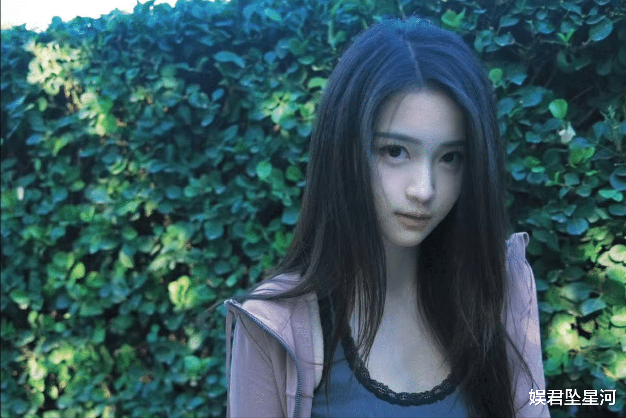 《九重紫》有6位张萌旗下艺人,窦眀和丫鬟惊艳,他却被嘲丑