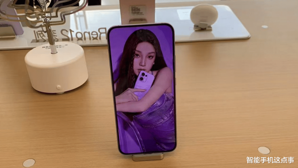 OPPO Reno13系列線下上手：不吐不快，說說真實(shí)感受！