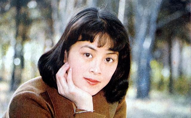 昔日北影“男神”卢君：与陈肖依离婚31年后，今67岁近况怎样？