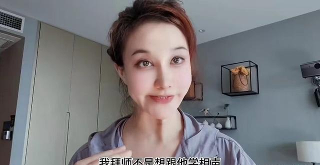 67岁徐少华接商演，与安娜金模仿女儿国片段，网友纷纷喊话侯耀华