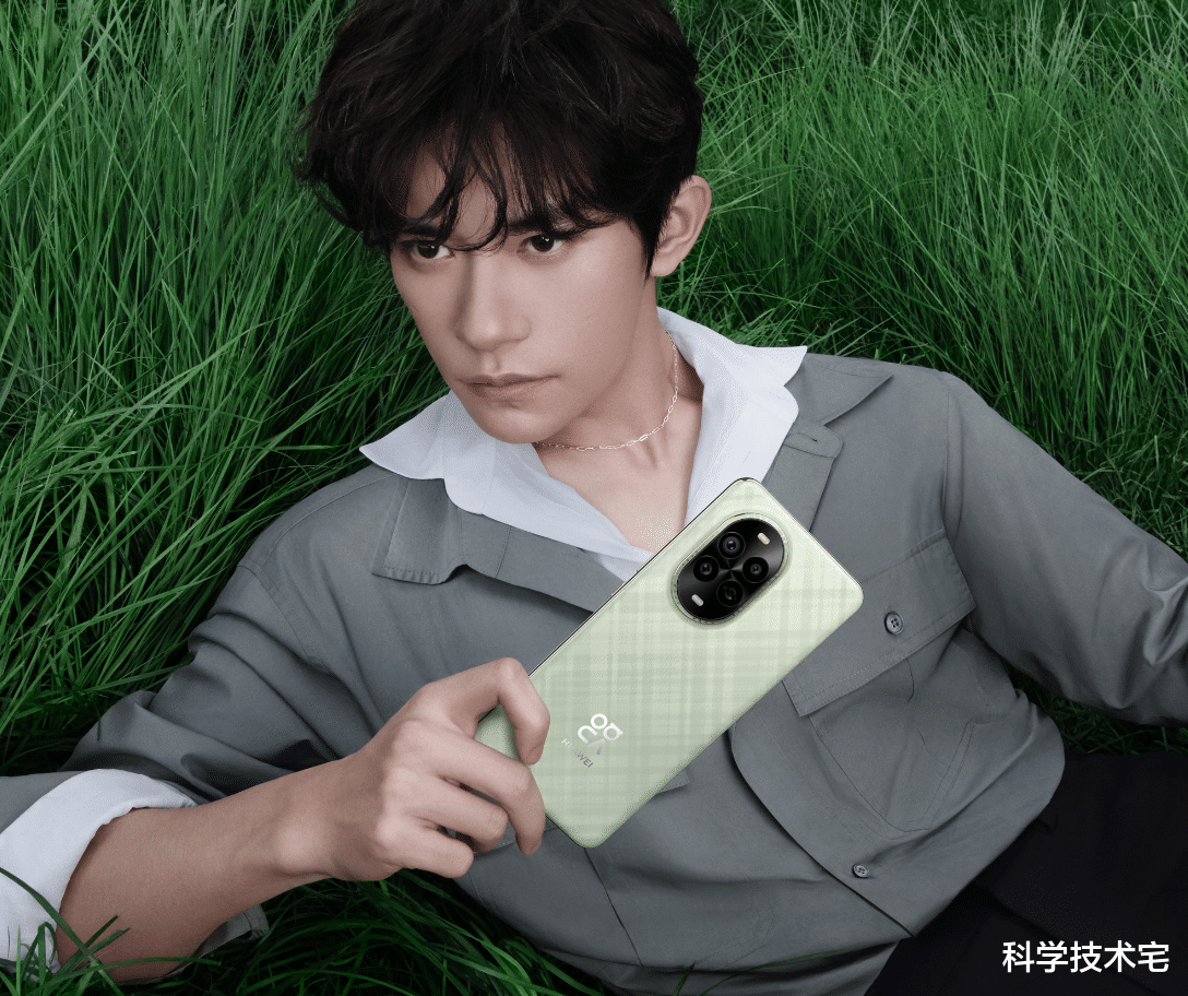 華為Pura 70系列銷量已超650萬部！標(biāo)準(zhǔn)版不如華為nova13？