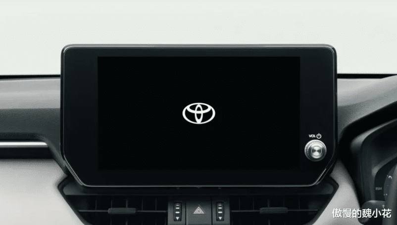 2025款丰田RAV4海外发布，标配四驱，起步价约17万人民币！