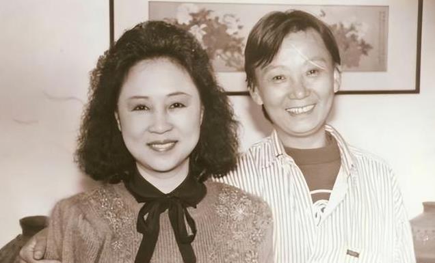 琼瑶御用导演刘立立，被曝为爱摘子宫，和原配共侍一夫45年不后悔