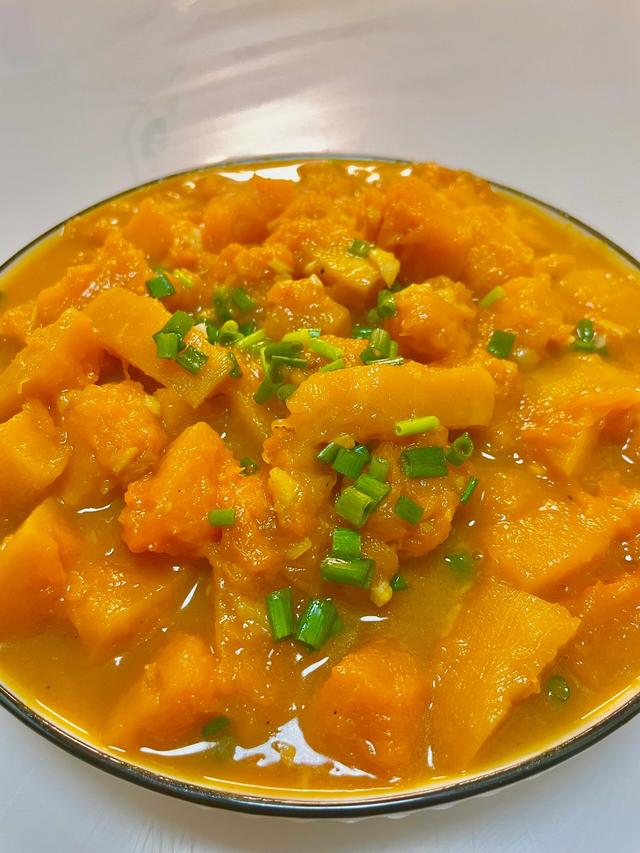 建议女生：多吃这4种食材！满满的“胶原蛋白”，皮肤水润气色好