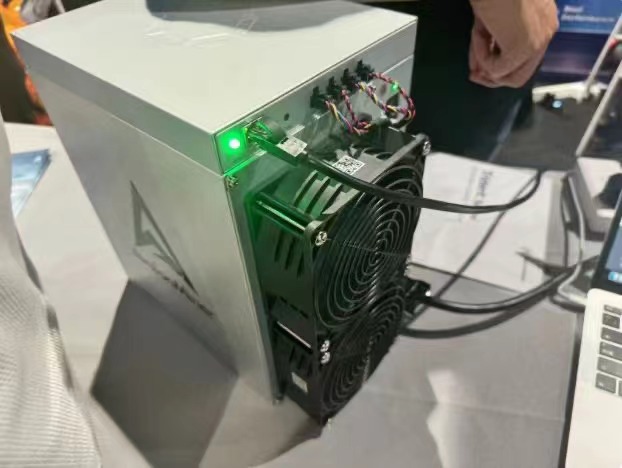 阿瓦隆1466系列点亮虚拟世界的璀璨之星