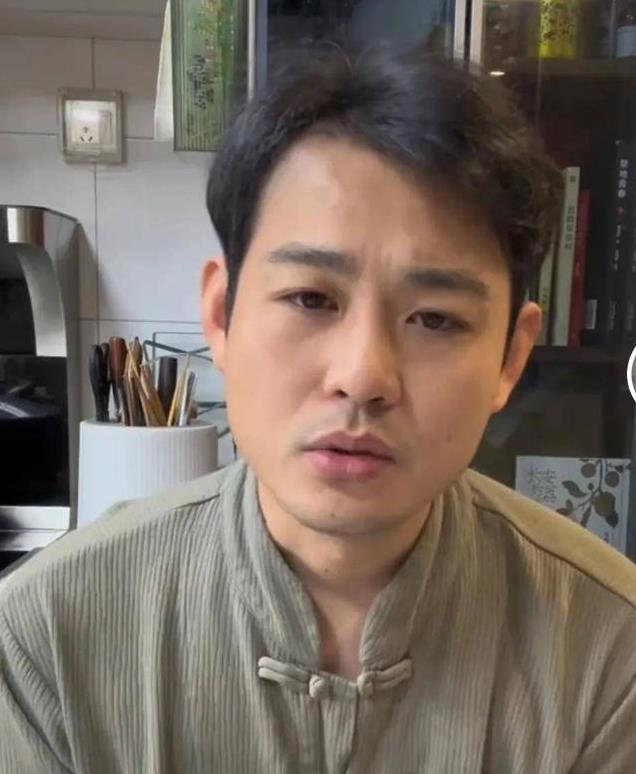 他们几个原本就是一伙的啊?我怎么早没发现呢!