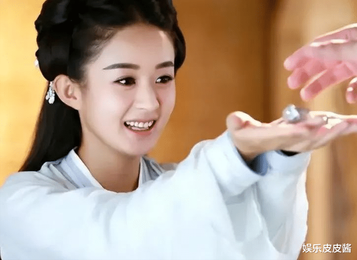 幼态女演员有多尴尬,30岁以后接戏困难,唯有赵丽颖打破怪状