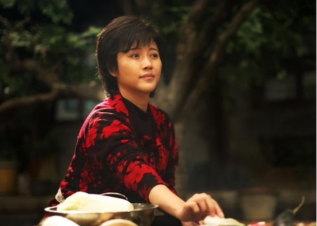 演员颜丙燕：10年8个影后无人知，宁愿饿死也不接广告不上综艺