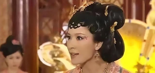 长了一张“不好惹的脸”的6位女星,个个面相很凶,看着就发怵