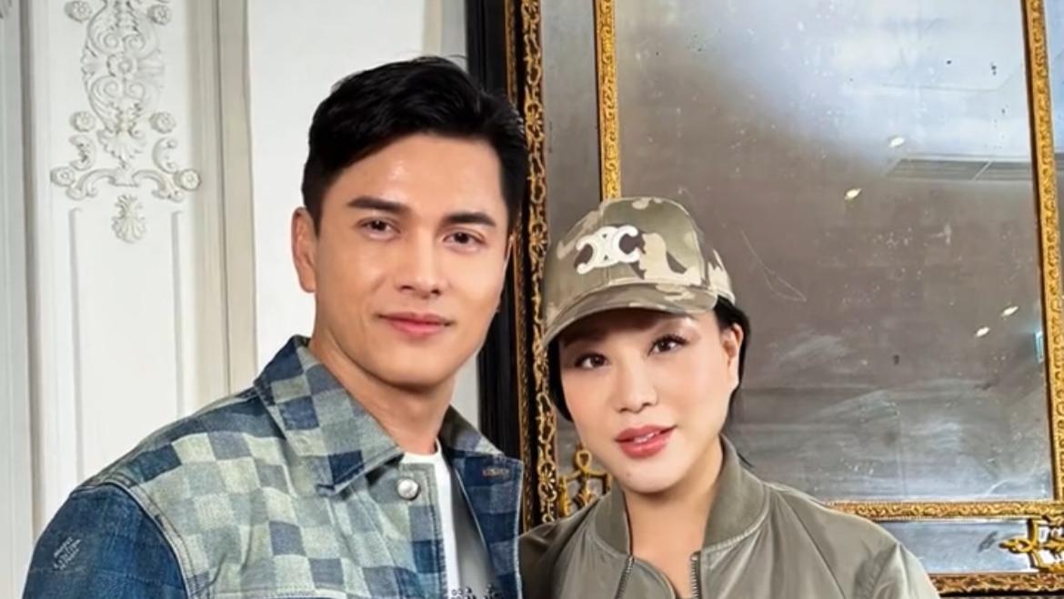 68岁吕良伟携富婆妻子探望老人！颜值对比似小伙，现场捐款15万