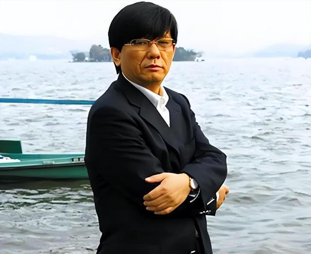 21年前女子十二乐坊爆火后放弃中国去日本发展,结局怎样?