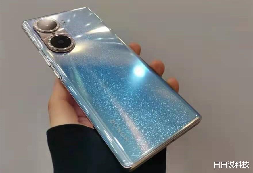 从3299元跌至1188元,1亿像素+四曲面屏,从高端市场跌至低端市场