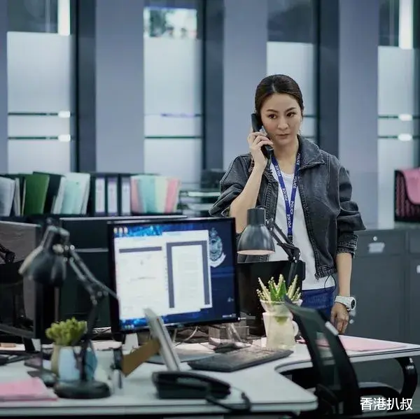 45岁前TVB「御用丫鬟」不甘跑龙套离巢北上做政协　忽然富贵感情仍空白！