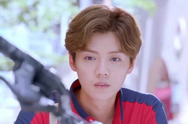 油头粉面就别演穷人！《我是刑警》几个镜头告诉你，什么叫真穷人