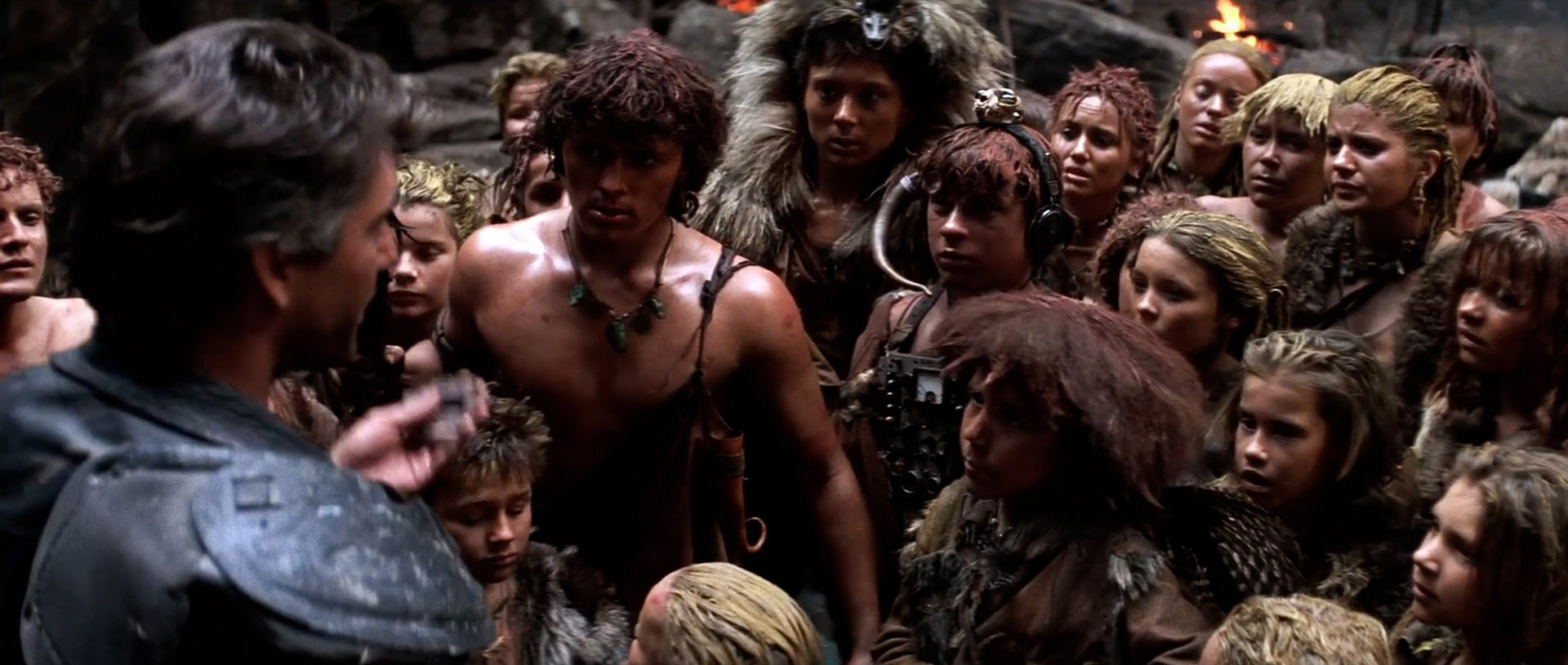 看完这篇文章，就可以去看《疯狂的麦克斯：狂暴女神》了！