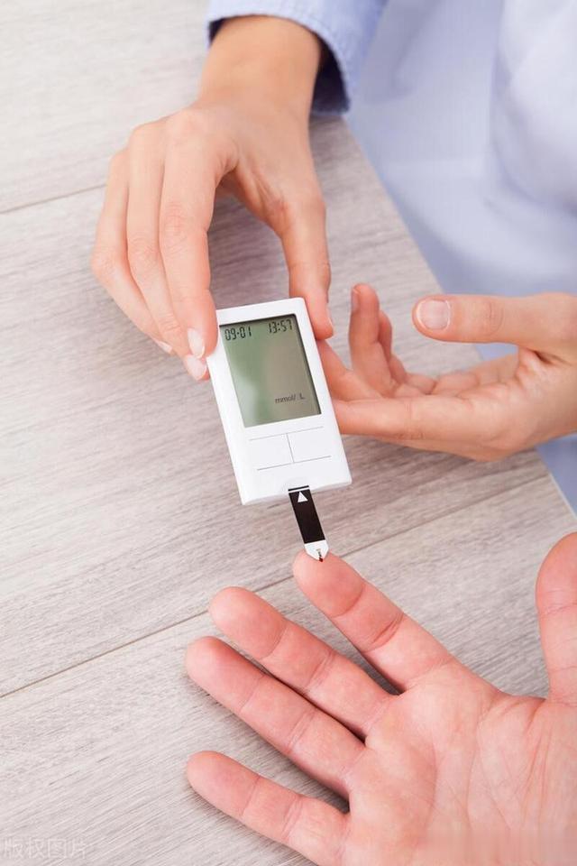 低密度胆固醇,7种人或要低于1.8,10种人低于2.6,3种人低于3.4