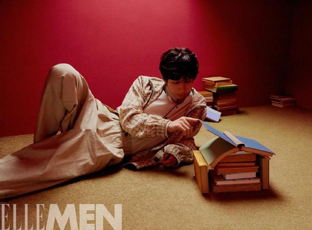 1.10娱乐瓜:肖战 王一博 檀健次 成毅 任嘉伦 陈都灵 刘学义