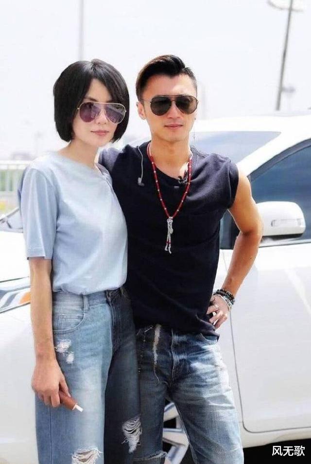 “锋菲恋”再次曝光,两人携手甜蜜亮相,给予最真挚的祝福!