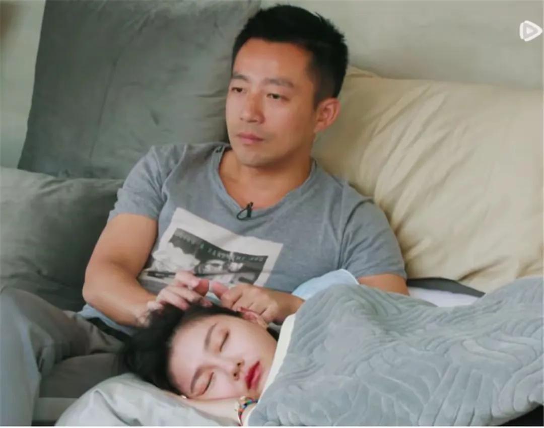 吴佩慈见证大S弥留之际家人哭声一片，黄春梅后悔该让孩子回北京