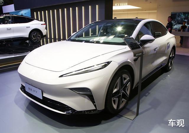 上汽“不坑穷人”,C级车从23万跌至14万,57s破百,续航602km