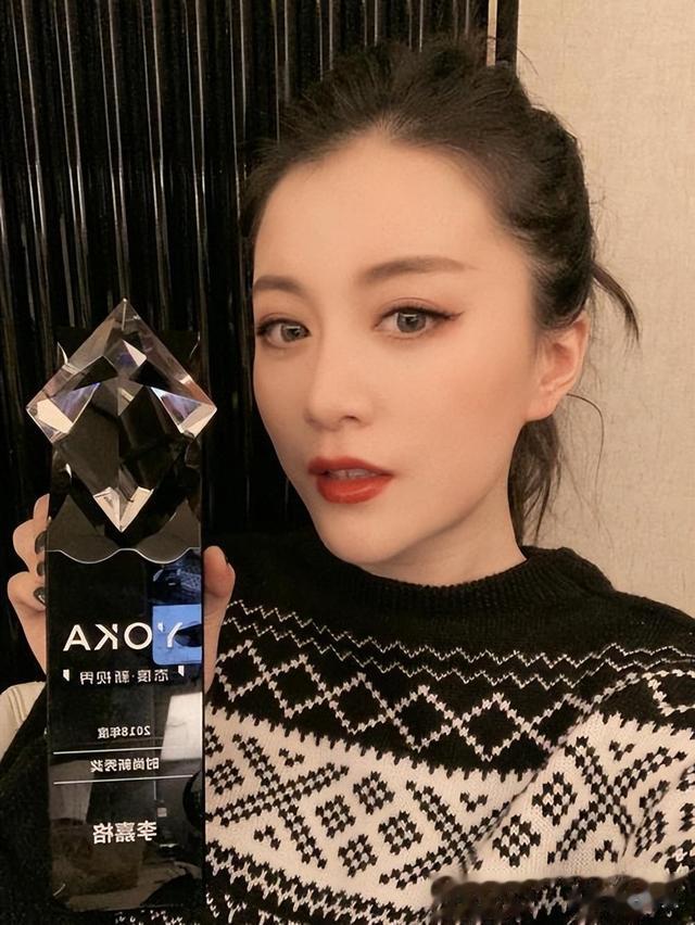 李嘉格|李嘉格：好声音没夺冠，却嫁给爱奇艺总裁，34岁成了人生赢家