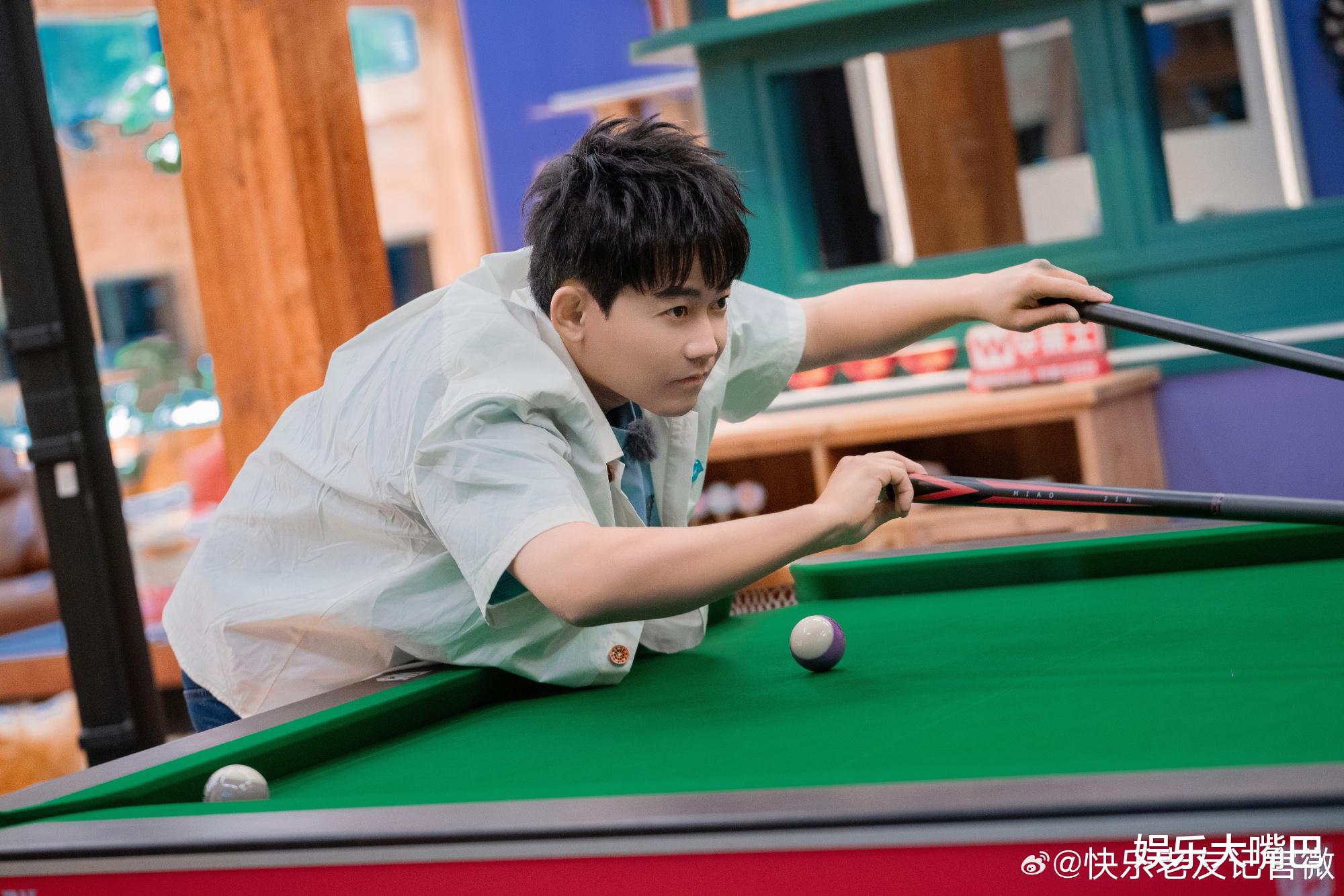 《老友记》同样是给陆虎“庆生买单”,张远和苏醒的表现截然不同