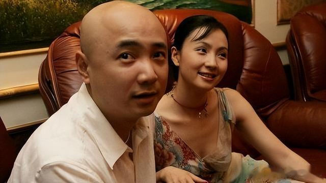 婚后生活奇葩的5对明星夫妻,出轨无所谓分房睡,同居20年不领证