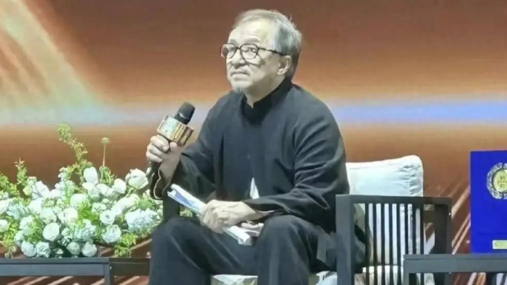 成龙近态引争议！洪金宝霸气维护成龙：说老的人根本就没有机会老