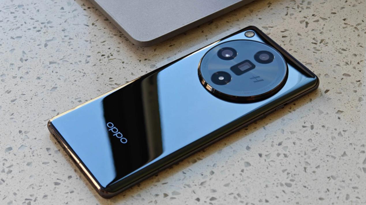 天玑9300+120倍+100W，跌至2995元，高端旗舰双十二售价大跳水