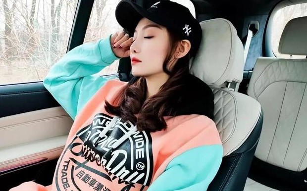 女车主花118万买宝马X7，开2个月后感慨万千
