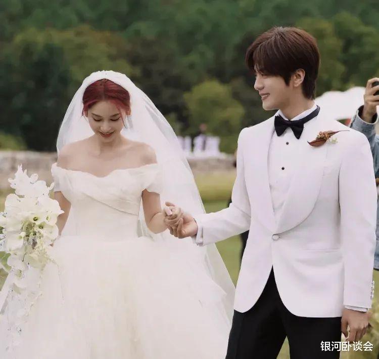 知名男星官宣结婚!两人相差10岁!