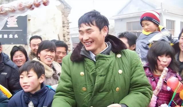 万万没想到,朴实善良的大衣哥朱之文,被前儿媳弄得“没脸见人”