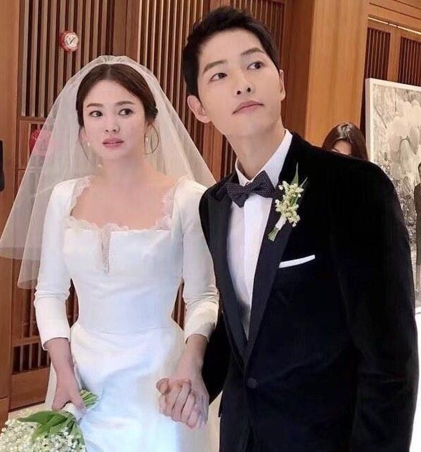 宋慧乔不再隐藏！公开回应离婚的难言之隐，原来她和赵丽颖是同类