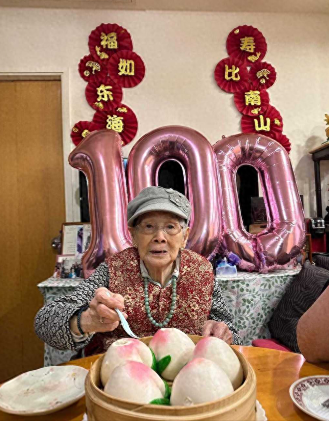 梅艳芳遗产危机：梅妈年花270万，面临破产申请，遗产所剩无几