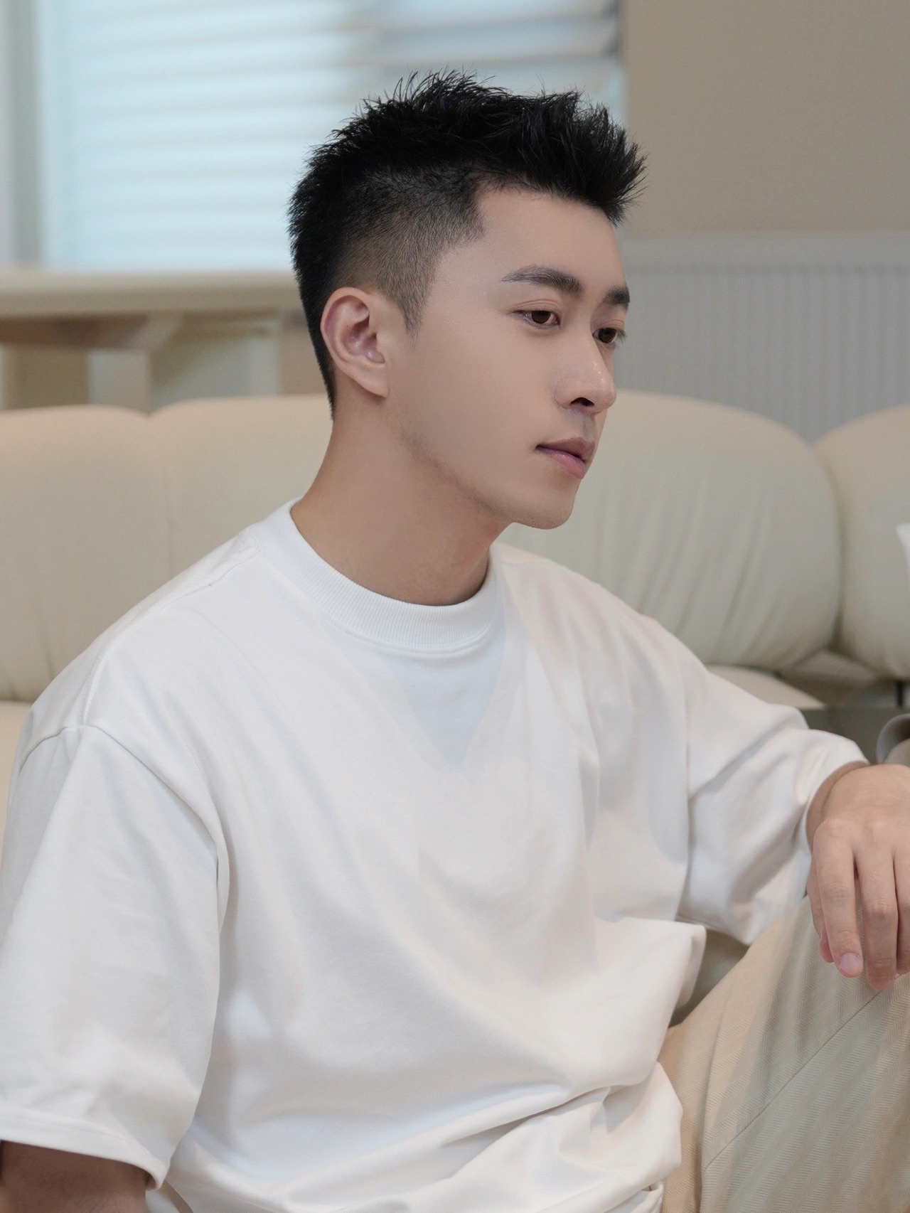 男士美白洗面奶哪个牌子洗得最白,全网公认最好用的洗面奶!