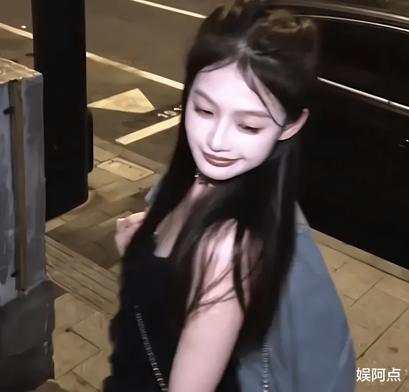 王思聪带女友逛日本成人店,前任小羽暗自和现任女友懒懒大比拼!