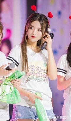 同样是“火箭少女”转型演戏,杨超越、王菊对比,差异很明显